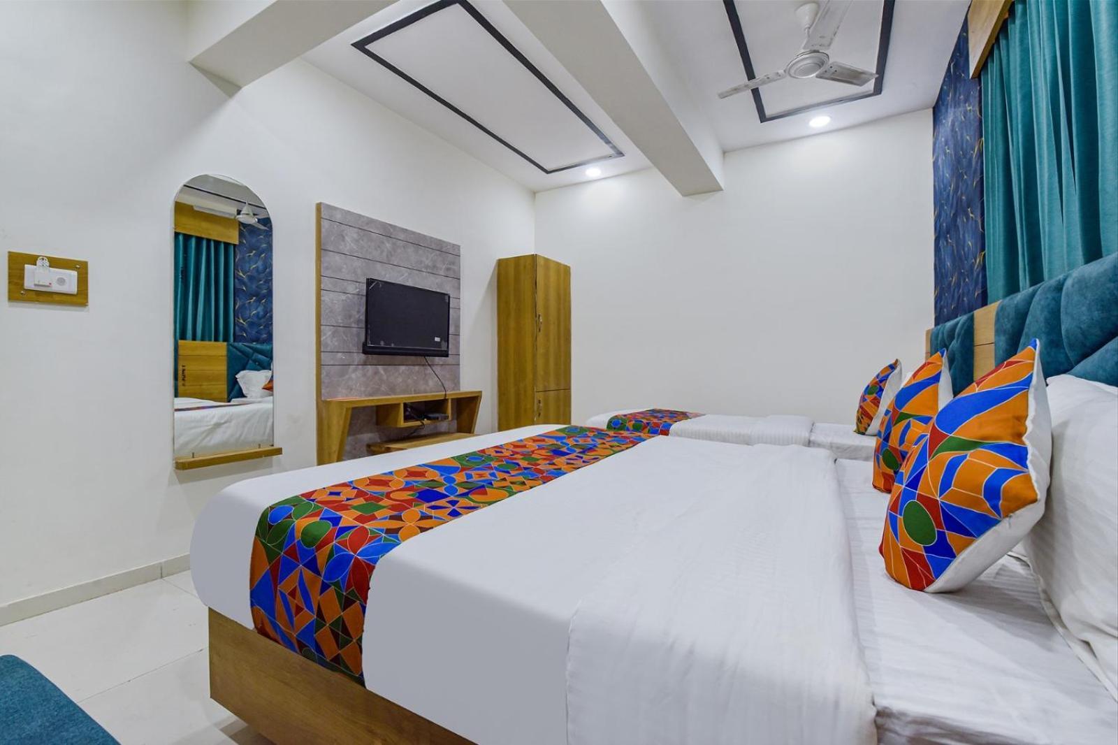 Hotel Green Tree Ahmadábád Kültér fotó