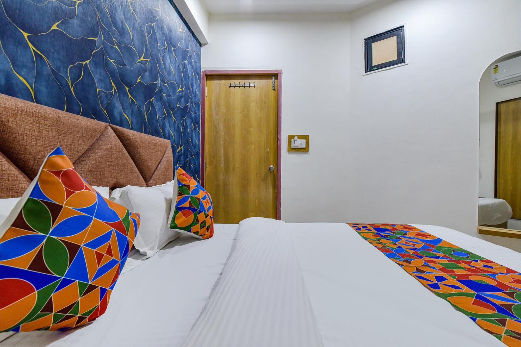 Hotel Green Tree Ahmadábád Kültér fotó